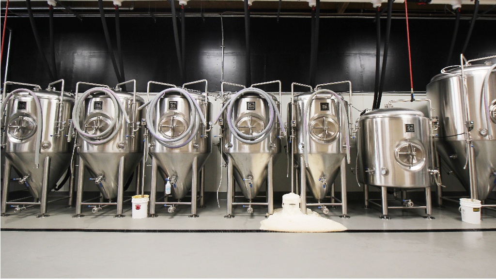 food and beverage floors